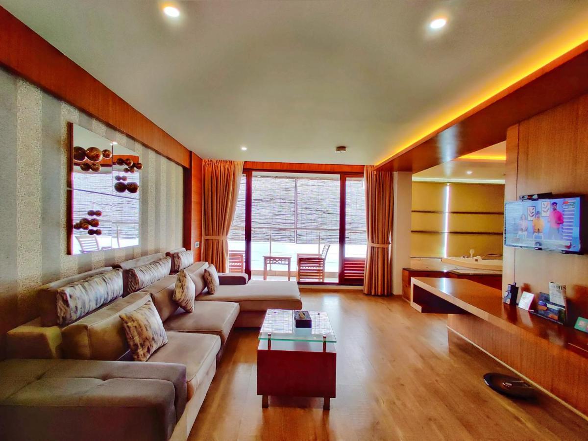 Amber Dale Luxury Hotel & Spa, Munnar Extérieur photo
