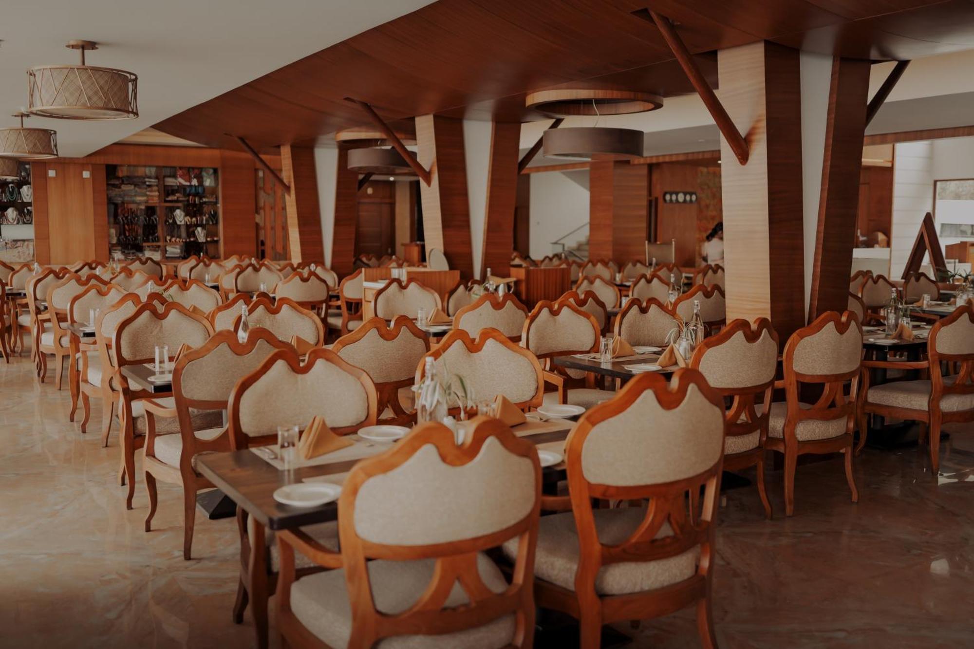Amber Dale Luxury Hotel & Spa, Munnar Extérieur photo