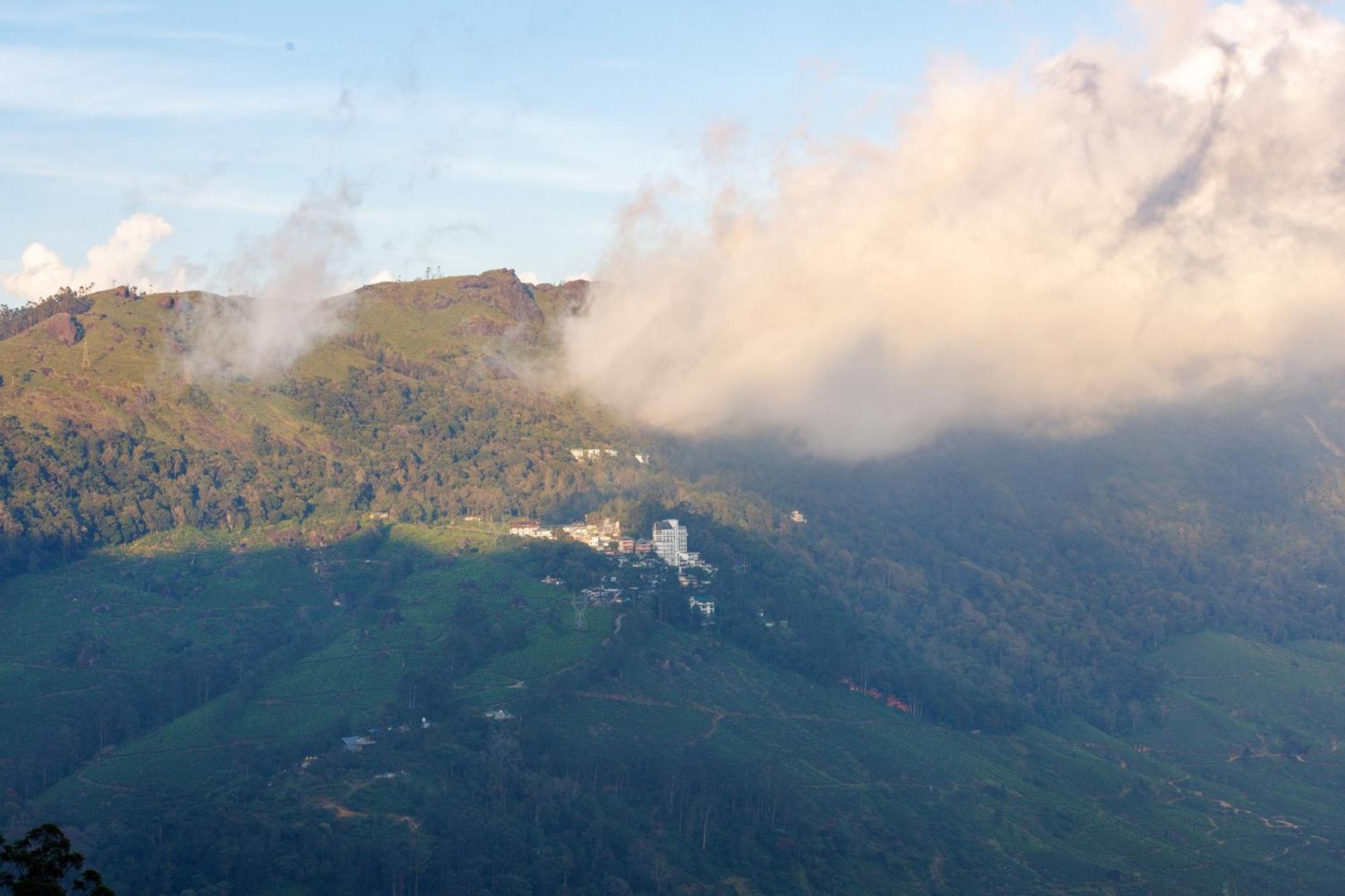 Amber Dale Luxury Hotel & Spa, Munnar Extérieur photo