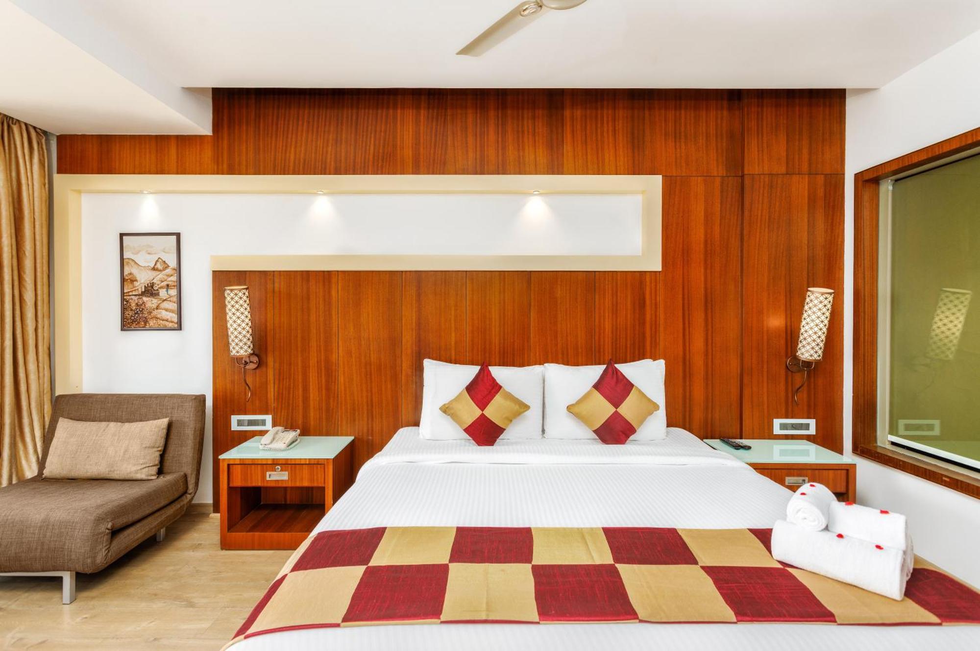 Amber Dale Luxury Hotel & Spa, Munnar Extérieur photo