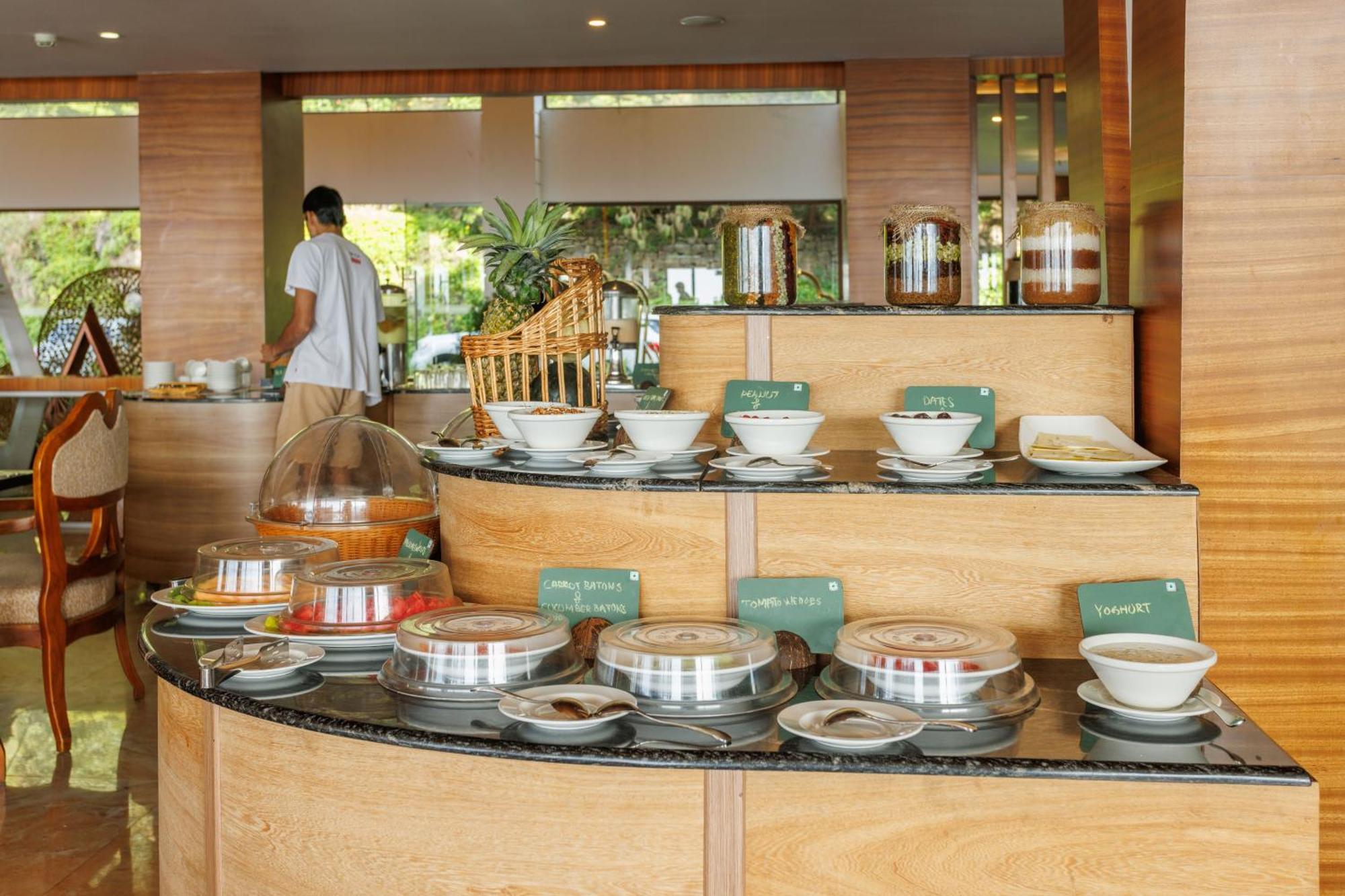 Amber Dale Luxury Hotel & Spa, Munnar Extérieur photo