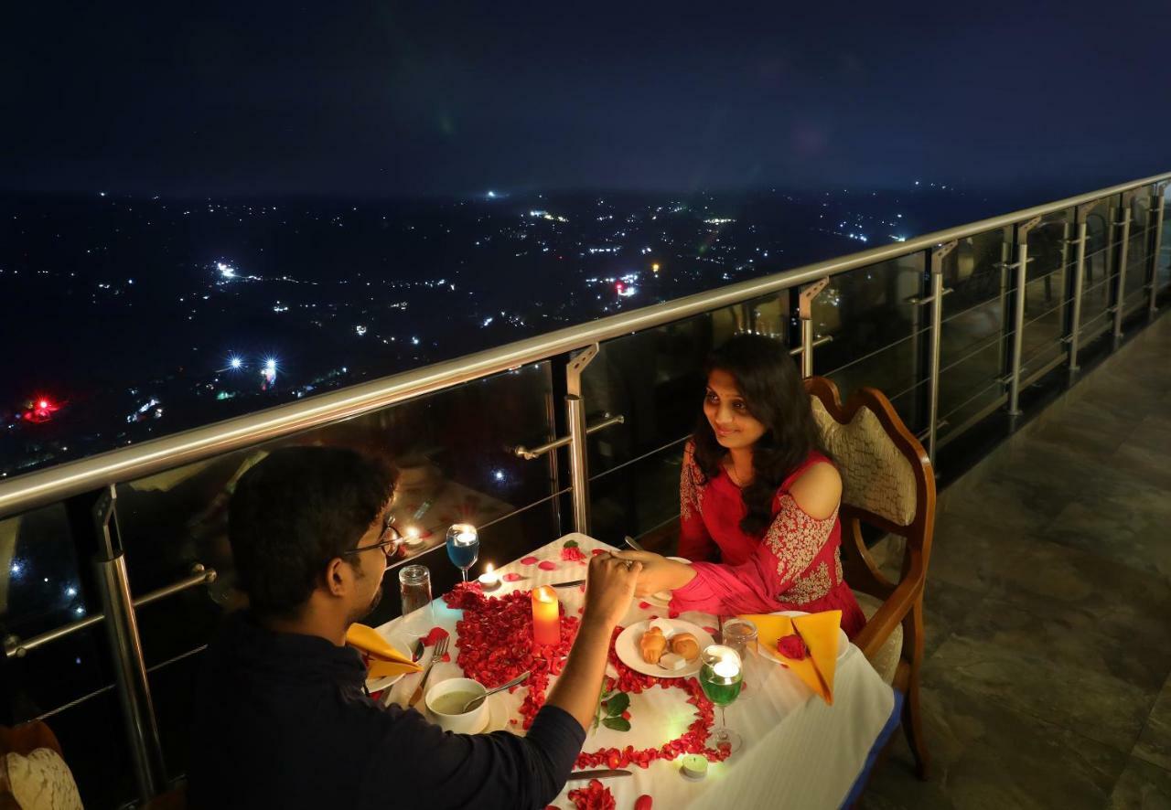 Amber Dale Luxury Hotel & Spa, Munnar Extérieur photo